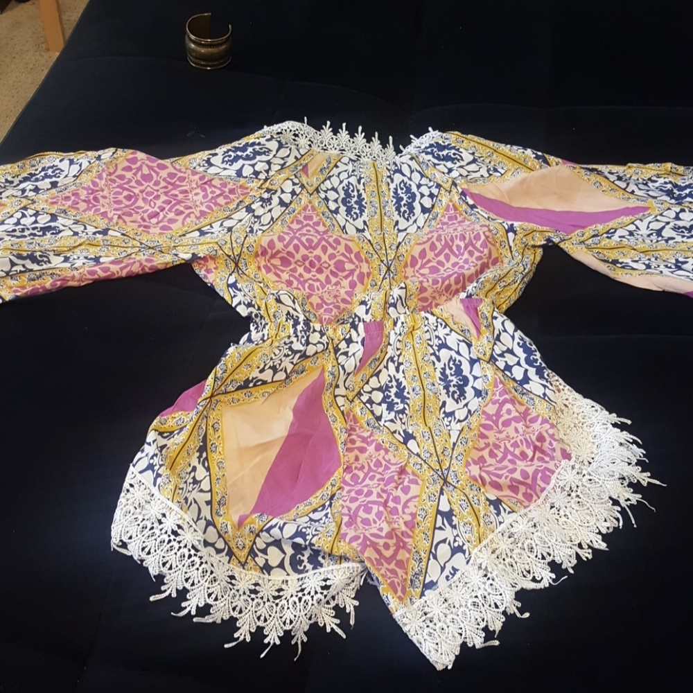 Romper - Picture 2 of 4